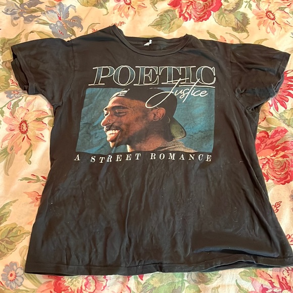 Vintage POETIC JUSTICE A Street Romance
Size Large Tee Shirt WillTees USA
Tupac - Picture 10 of 11